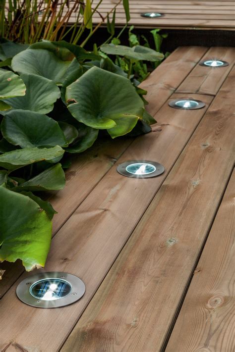 spot solaire encastrable terrasse bois